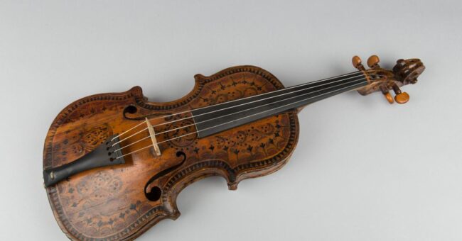 The Gregg Fiddle Returns to New York